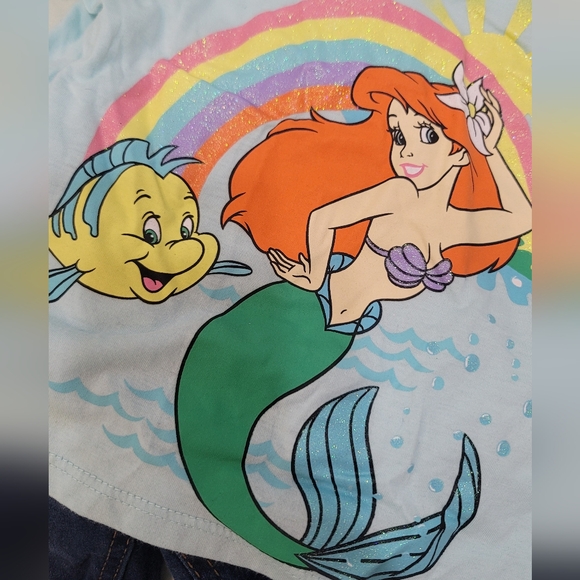 Girls Outfit Disney shirt size 2T - Picture 2 of 4